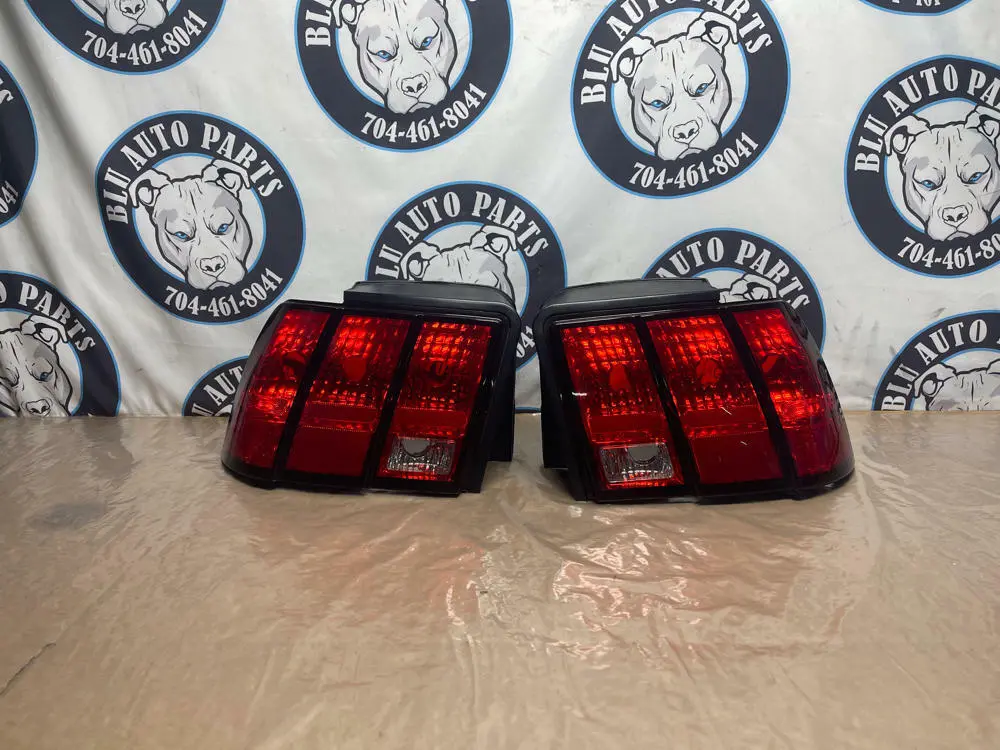 2003-04 Ford Mustang Svt Cobra Taillights Pair Lh Rh 247 1