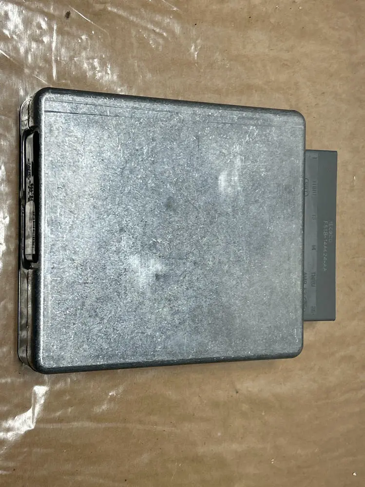 2001 Ford Mustang Bullitt Ecu- 51K Miles, For 2V 257 1