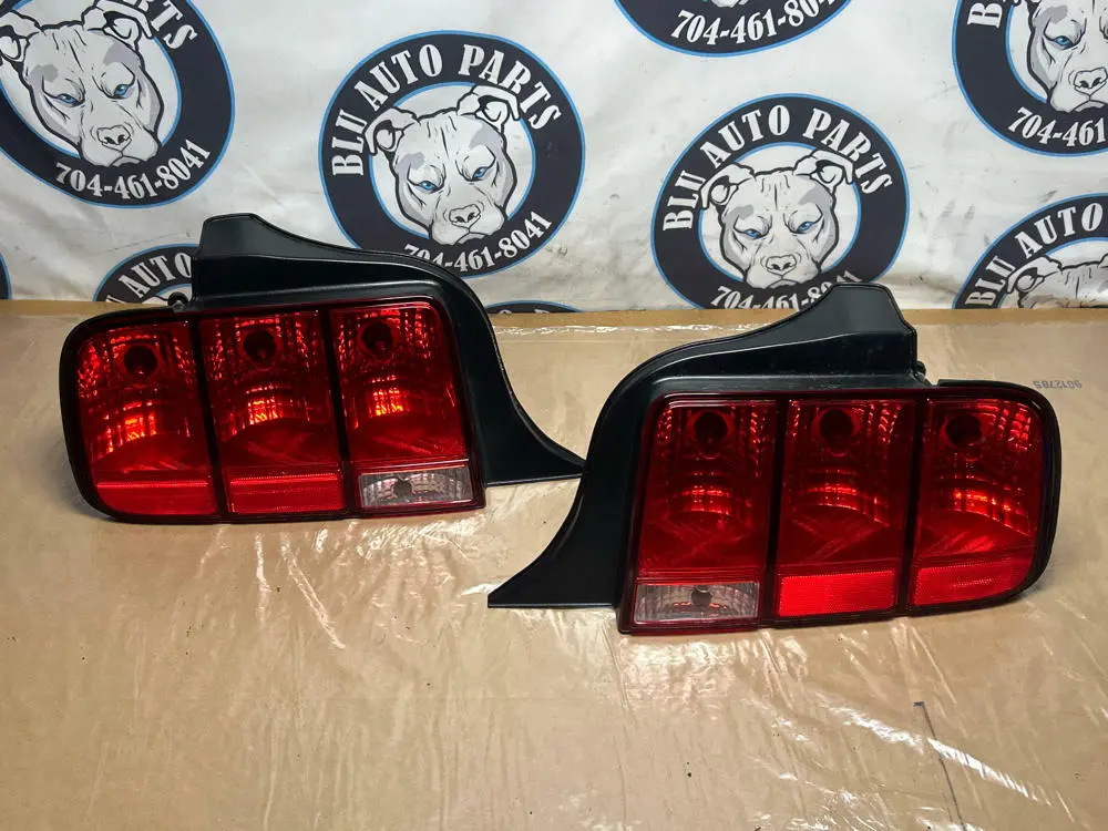2007-09 Ford Mustang Shelby Gt500 Kr Taillights 16K Miles 263 1