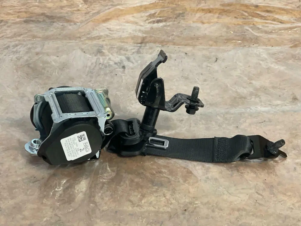 2024+ Ford Mustang Gt Gen 4 Lh Rear Seat Belt Retractor  S650  250 1
