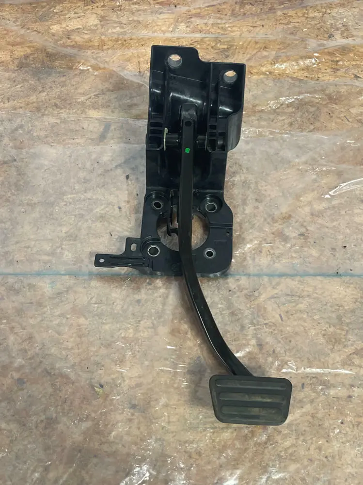 2024+ Ford Mustang Gt Gen 4 S650 Brake Pedal Assembly 250 1