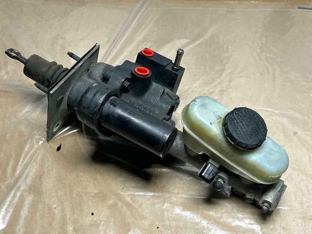 1999-04 Ford Mustang Hydroboost 230 1
