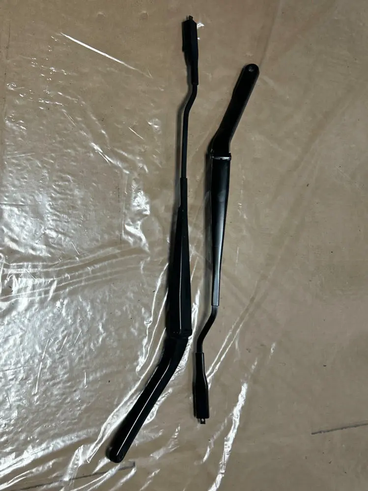 2007-09 Ford Mustang Shelby Gt500 Kr Wiper Arm Pair- No Blades 263 1