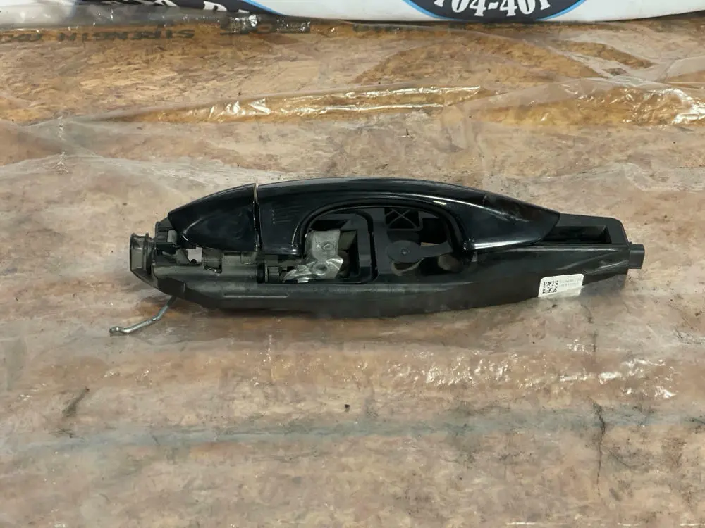 2015-23 Ford Mustang Passenger Door Handle (Paint Code: Ua) 265 1