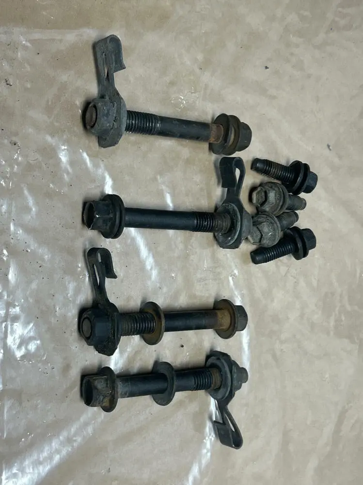 2003-04 Ford Mustang Svt Cobra Oem K-Member Hardware Low Miles 270 1