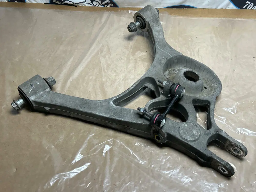 2003-04 Ford Mustang Svt Cobra Passenger Rh Lower Control Arm 270 1