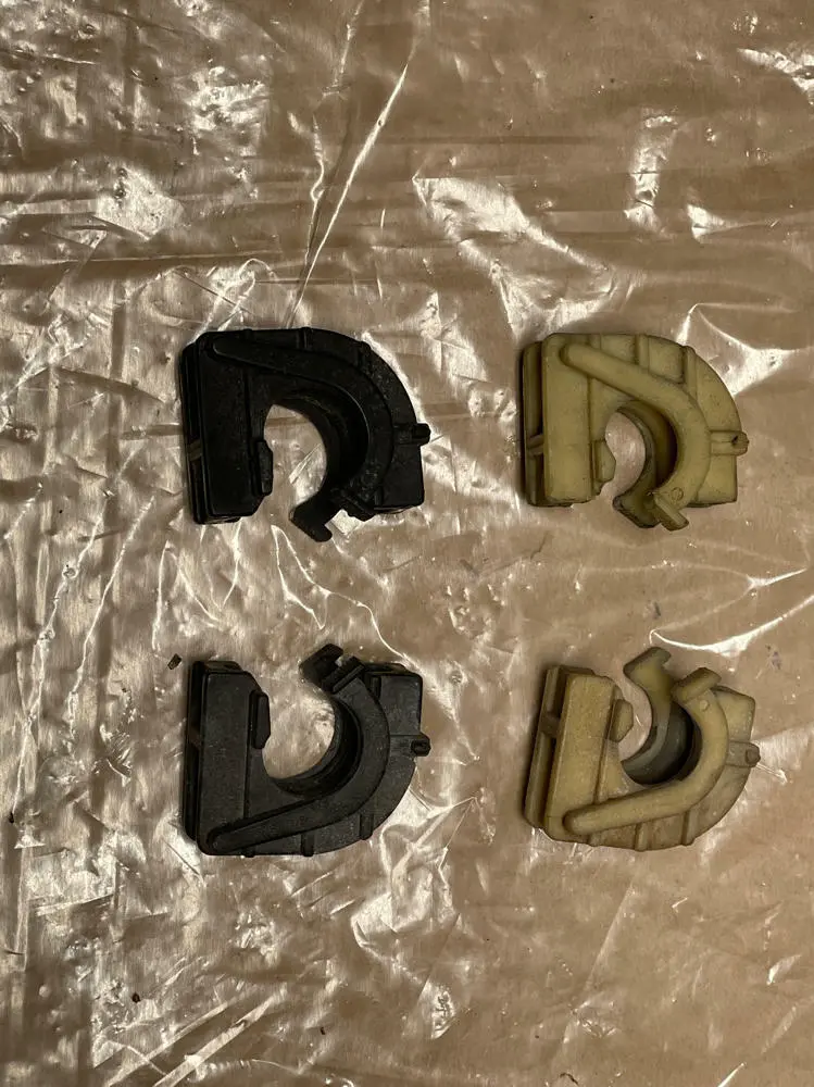 2003-04 Ford Mustang Svt Cobra A/C Hard Line Clips Set- Low Miles 270 1