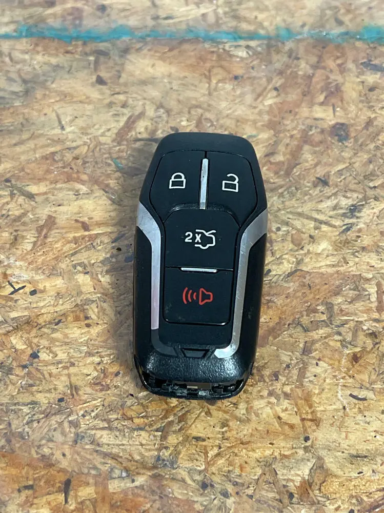 2015-17 Ford Mustang Gt Key Fob- Will Need Programmed 265 1