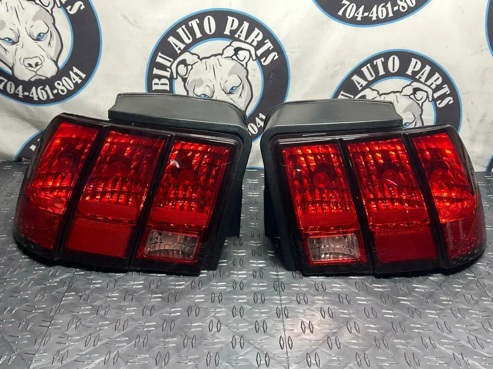 1999-04 Ford Mustang Gt Saleen Tail Lights Pair Lh Rh 245 1