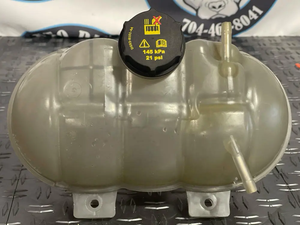 2018-23 Ford Mustang Gt Engine Coolant Expansion Tank 241 1