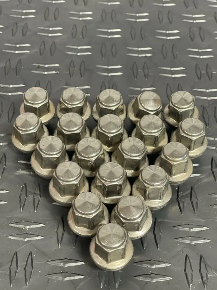 2015-23 Ford Mustang Gt Oem Lug Nut Set- Complete 1