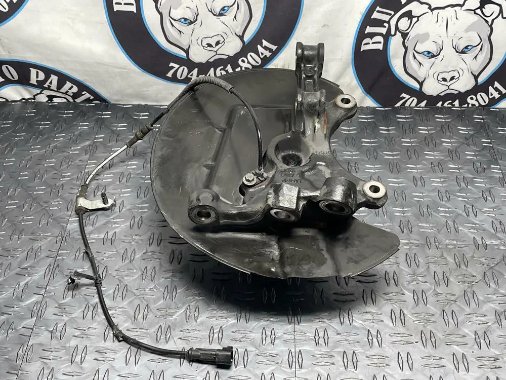 2015-17 Ford Mustang Gt Front Pass. Rh Spindle- 42K Miles 269 1