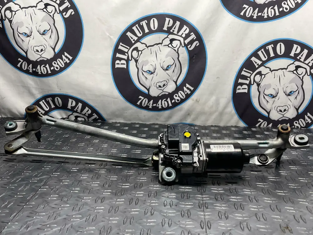 2015-17 Ford Mustang Gt Wiper Arm Assembly 269 1