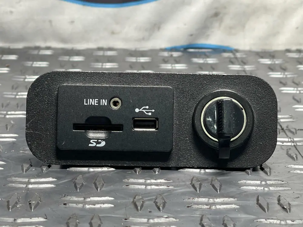 2015-17 Ford Mustang Gt Charging Block- For Center Console 269 1