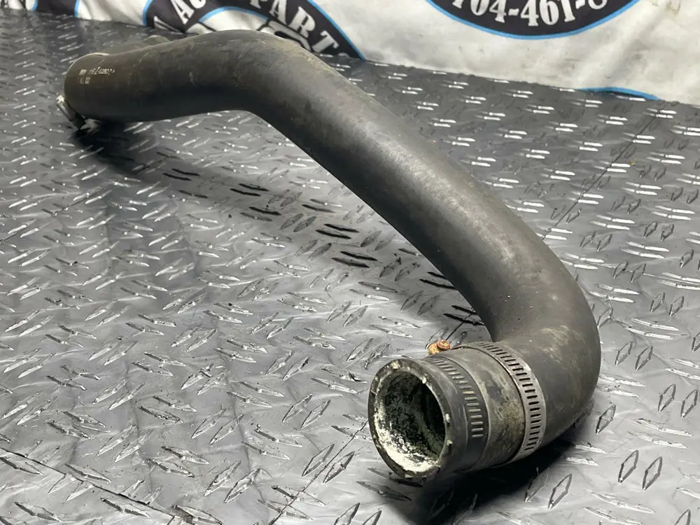 1999-04 Ford Mustang Gt/Saleen Upper Radiator Hose 243 1