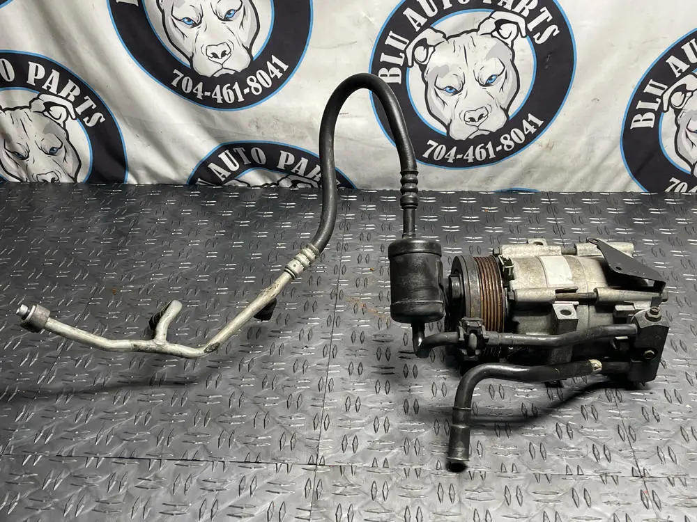 1999-04 Ford Mustang Gt/Saleen 4.6 2V A/C Compressor W/ Manifold 243 1