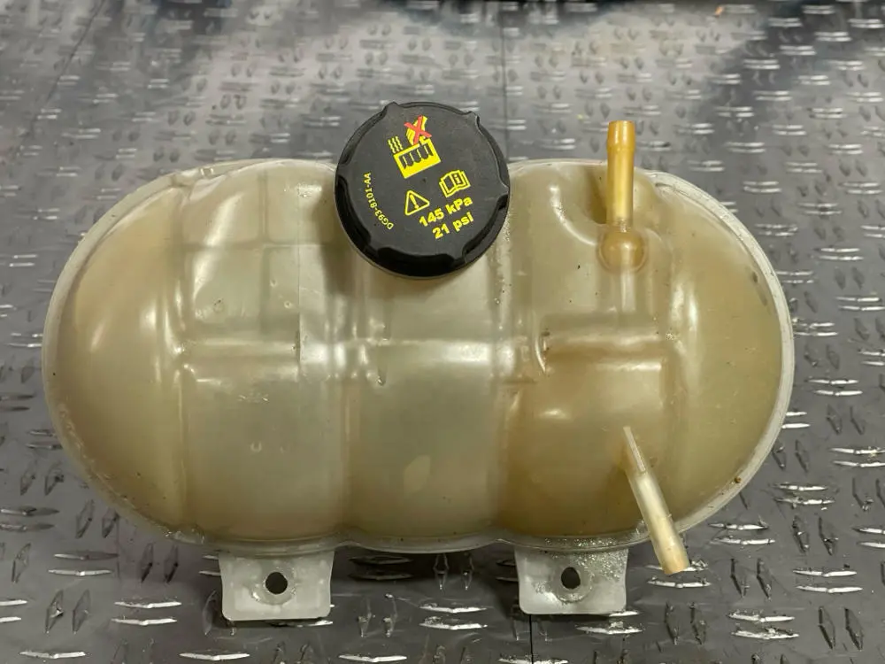 2015-23 Ford Mustang Gt Engine Coolant Reservoir 267 1