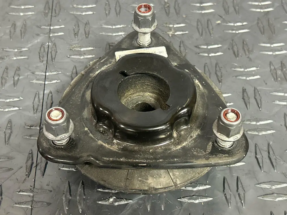 2015-23 Ford Mustang Gt Driver Lh Oem Strut Hat- W/ Hardware 268 1