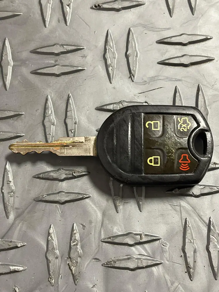 2013-14 Ford Mustang Gt V6 Key Fob Ignition 259 1