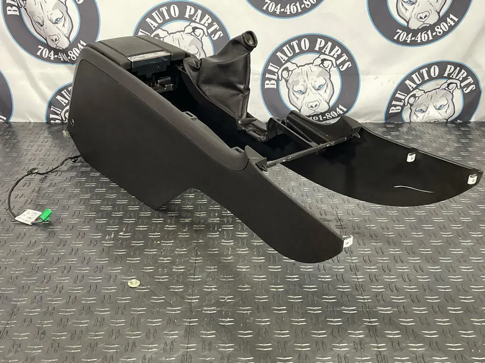 2013-14 Ford Mustang Gt/Cs Complete Center Console 259 1