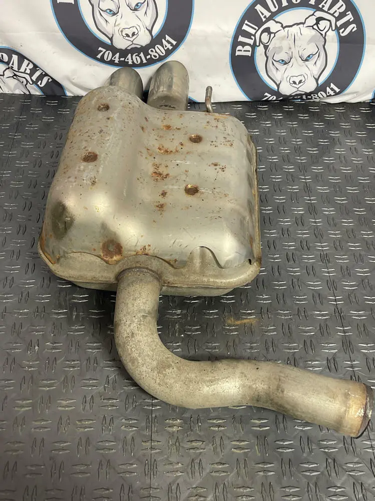 2015-2023 Ford Mustang Gt Oem Passenger Rh Dual Exit Muffler 258 1