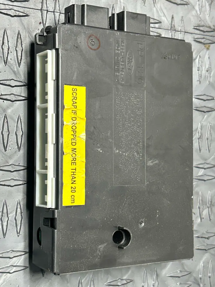 2003-04 Ford Mustang Svt Cobra Oem Gem Module 272 1