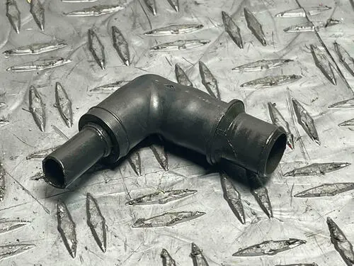 2003-04 Ford Mustang Svt Cobra Breather, Valve Cover To Intake Hose 273 1