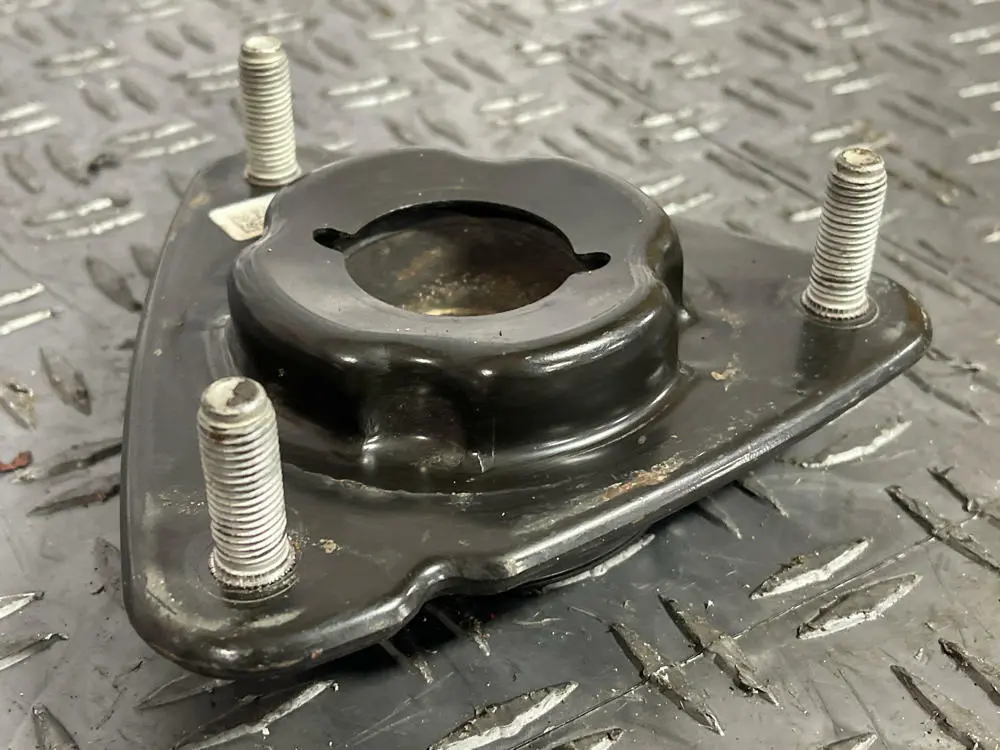 2015-23 Ford Mustang Gt Oem Strut Hat Rh/Lh 249 2