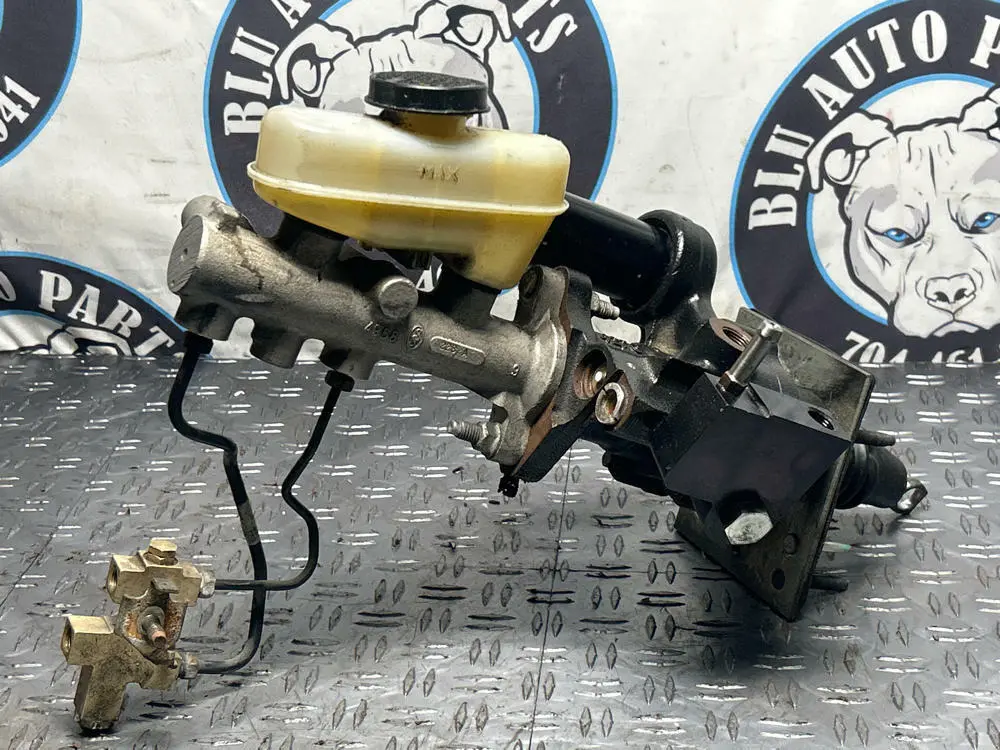 2003-04 Ford Mustang Svt Cobra Hydroboost & Proportioning Valve 276 1
