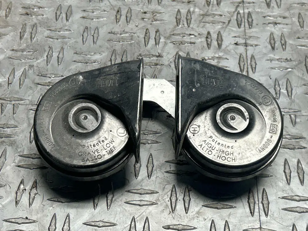 2003-04 Ford Mustang Svt Cobra Oem Horn Set 276 1