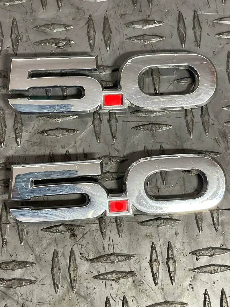 2011-12 Ford Mustang 5.0 Fender Emblems Pair 266 1