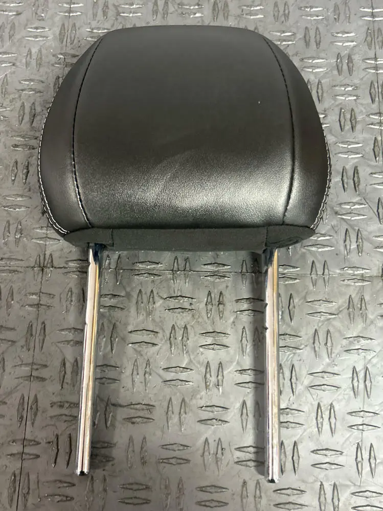 2018-23 Ford Mustang Oem Driver Lh Head Rest- Leather, White Stitching 275 1