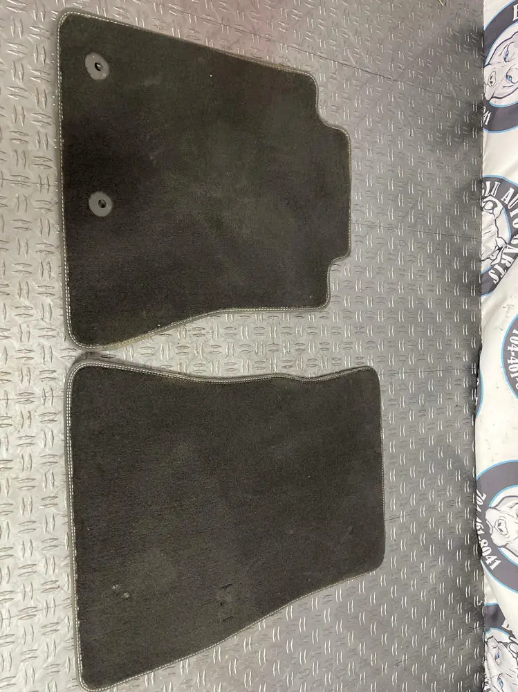 2018-23 Ford Mustang Gt Oem Floor Mats- Only 11K Miles 275 1