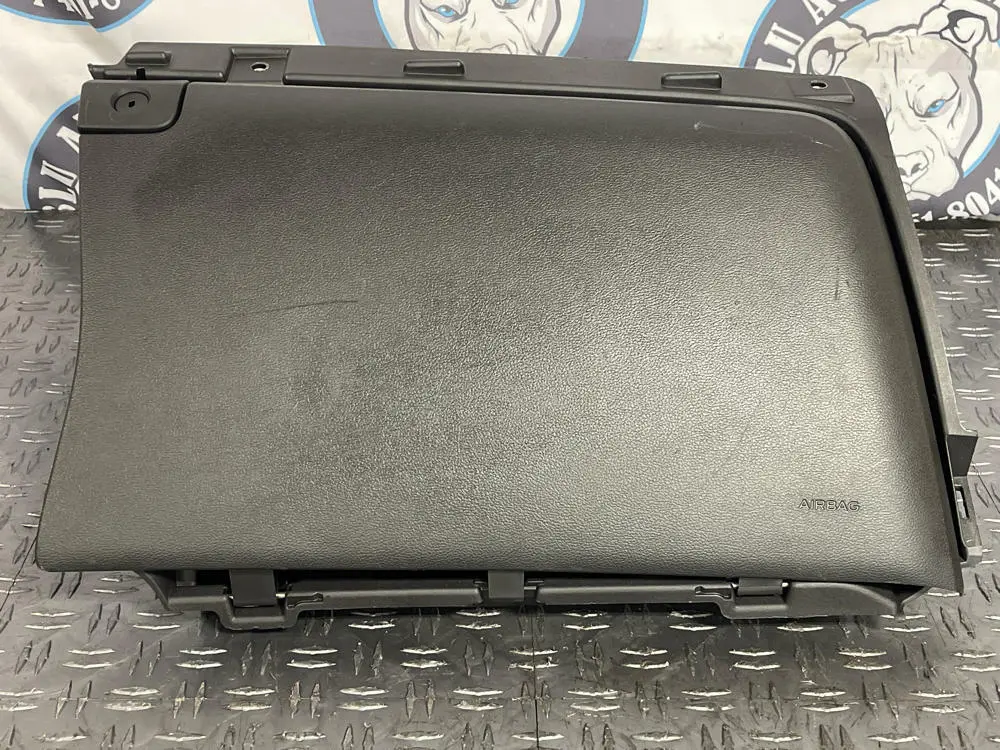 2015-23 Ford Mustang Gt Oem Glovebox Assembly (Fr3b-63060T10-Bf3zhe) 260 1