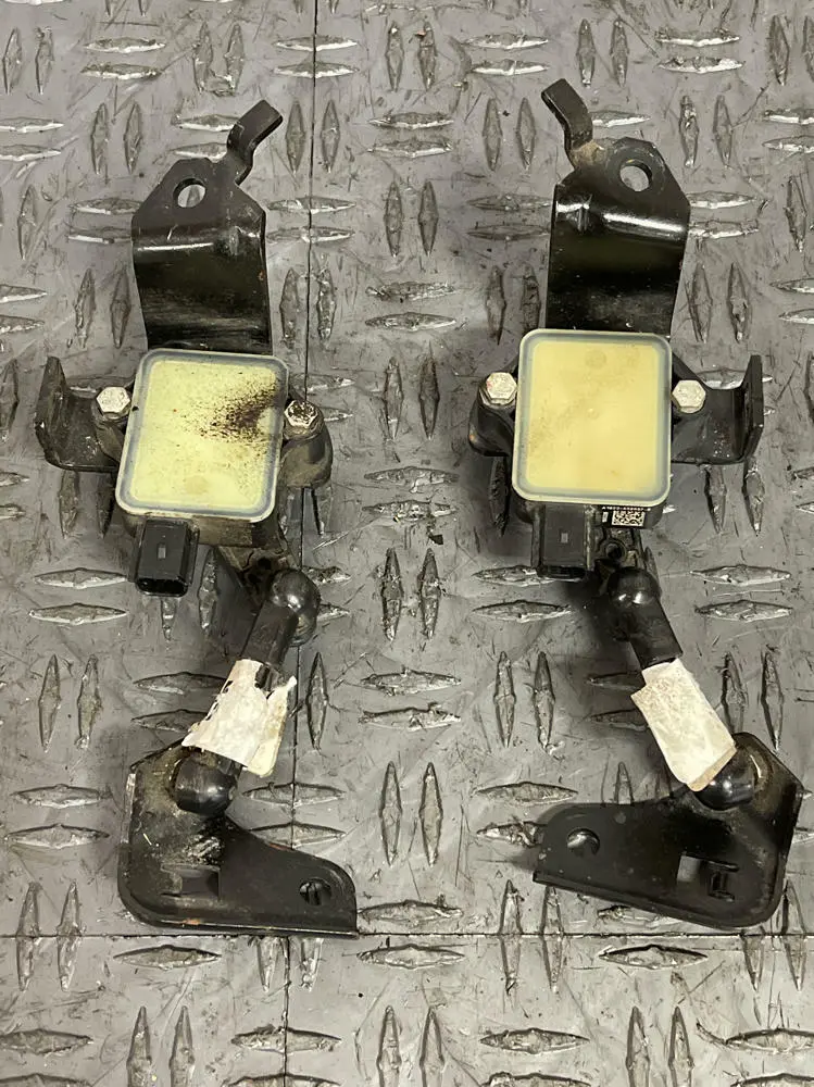 2015-23 Ford Mustang Gt Oem Rear Magneride Actuator Pair- Lh/Rh 260 1