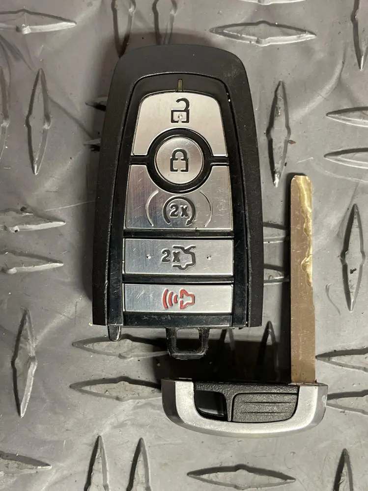 2015-23 Ford Mustang Gt Oem Running Pony Key Fob- Needs Reprogrammed 260 1