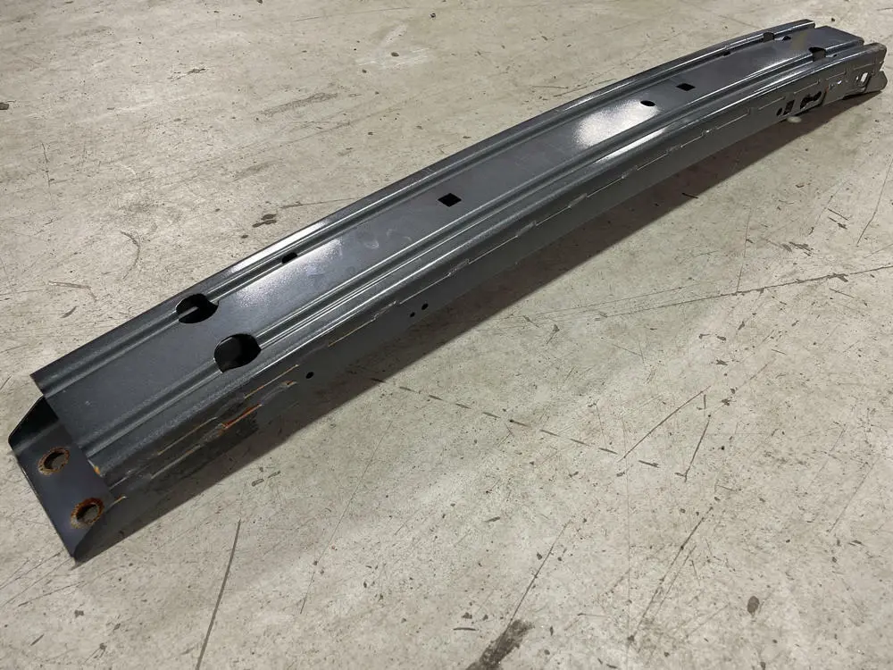 2015-23 Ford Mustang Gt Oem Rear Crash Bar- Paint Code J7 260 2
