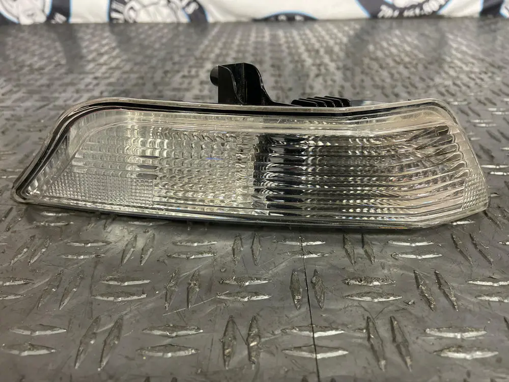 2015-17 Ford Mustang Gt Oem Front Rh Passenger Turn Signal Housing 249 1