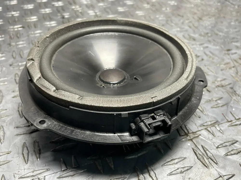 2015-23 Ford Mustang Gt Oem Door Speaker (X1) Fr3t-18808-Cc 258 1