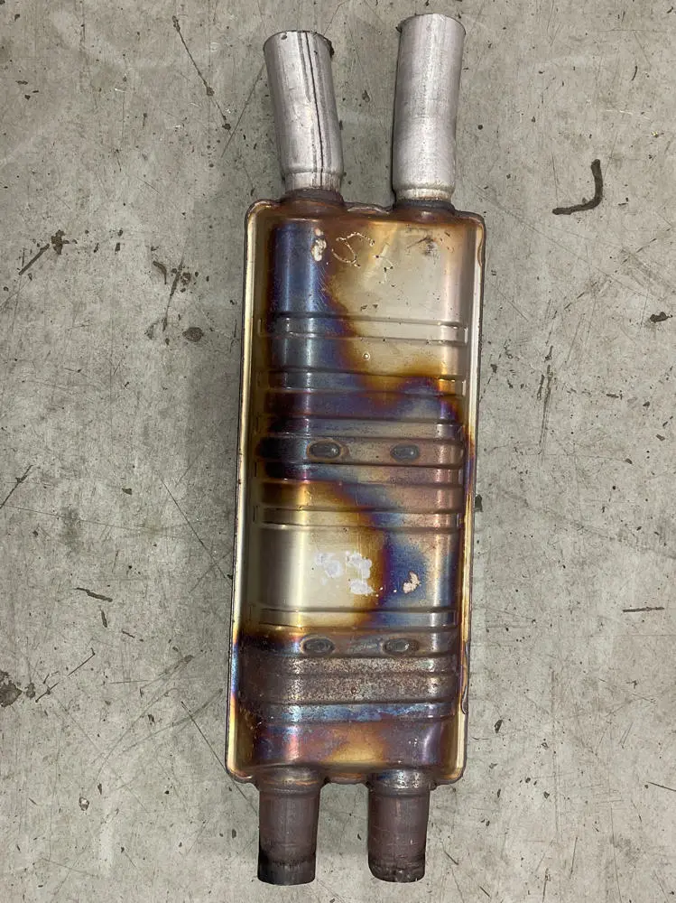2015-23 Ford Mustang Gt Oem Resonator- Cut 261 1
