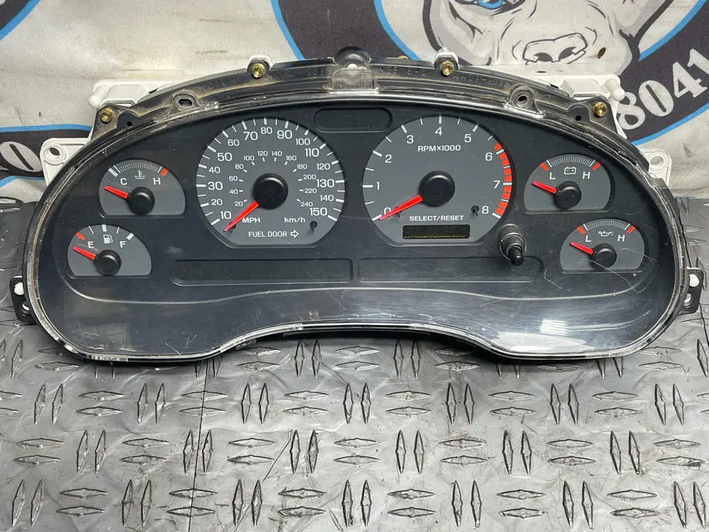 2001+ Ford Mustang Gt Instrument Cluster- 66,Xxx Miles Showing 282 1