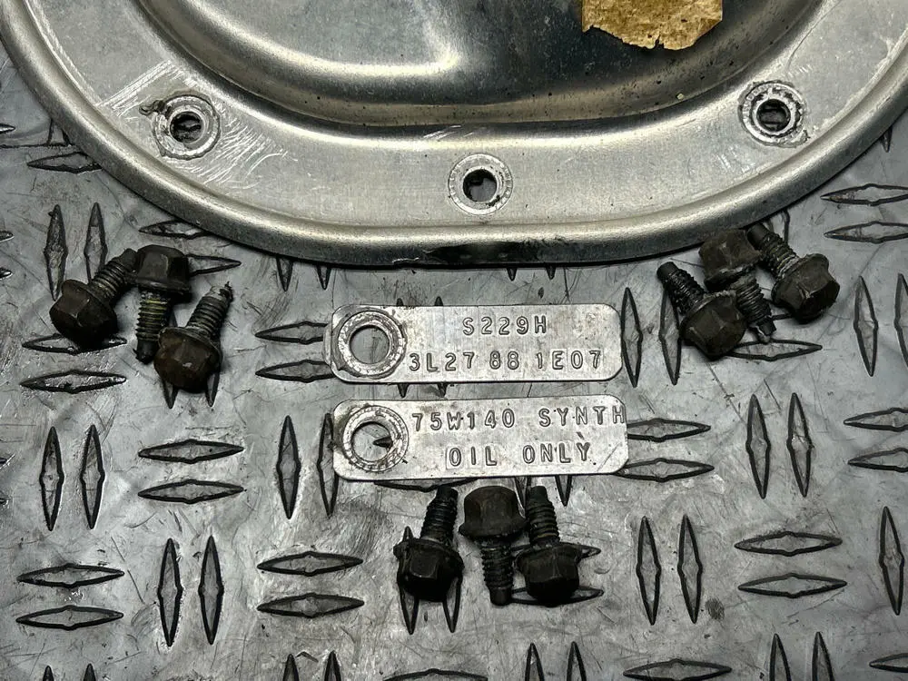 1999-04 Ford Mustang Saleen Gt 8.8 Rear Differential Cover W/ Hardware 17K Miles 2