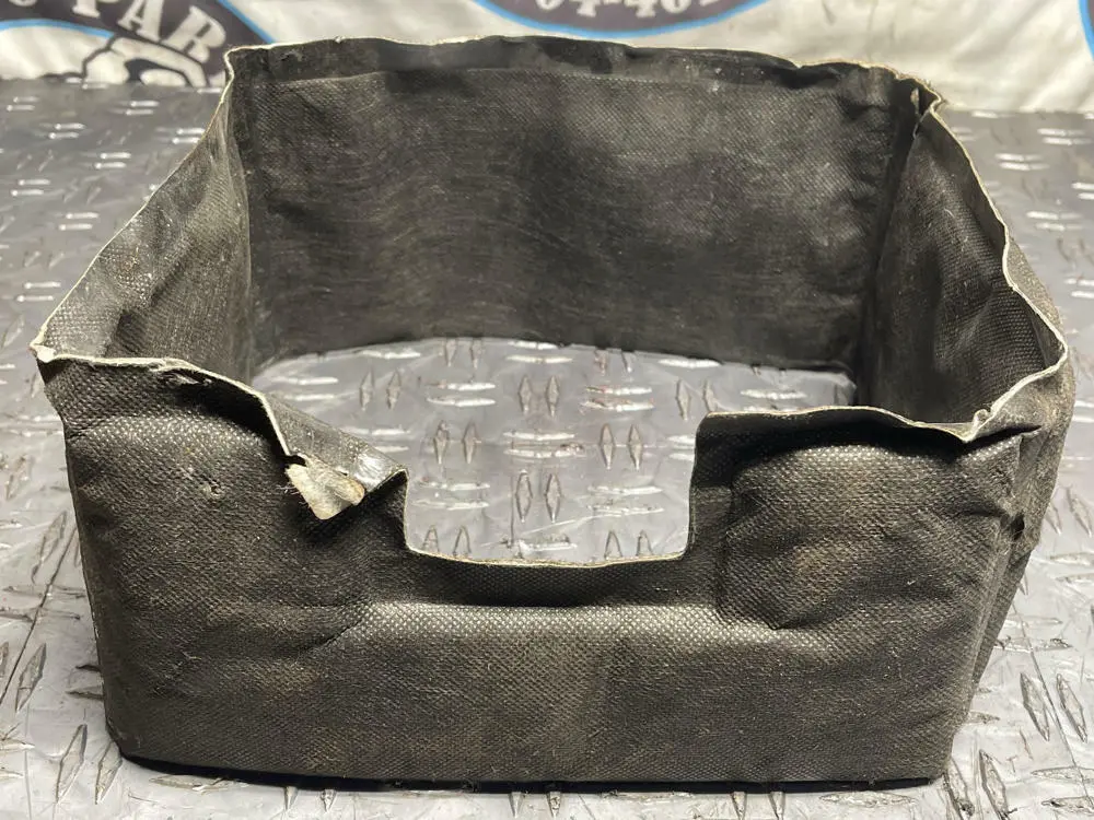 1999-04 Ford Mustang Oem Battery Insulator/Shield- Nice, 17K Miles 277 1