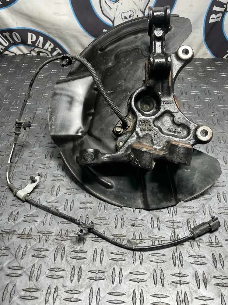 2015-23 Ford Mustang Gt Passenger Rh Performance Pack Front Spindle 279 1