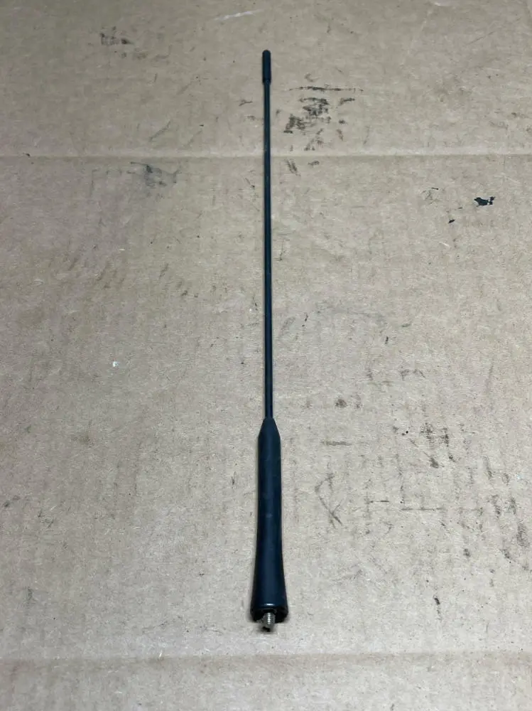 1987-93 Ford Mustang Lx Aftermarket Shorty Radio Fender Antenna 209 1
