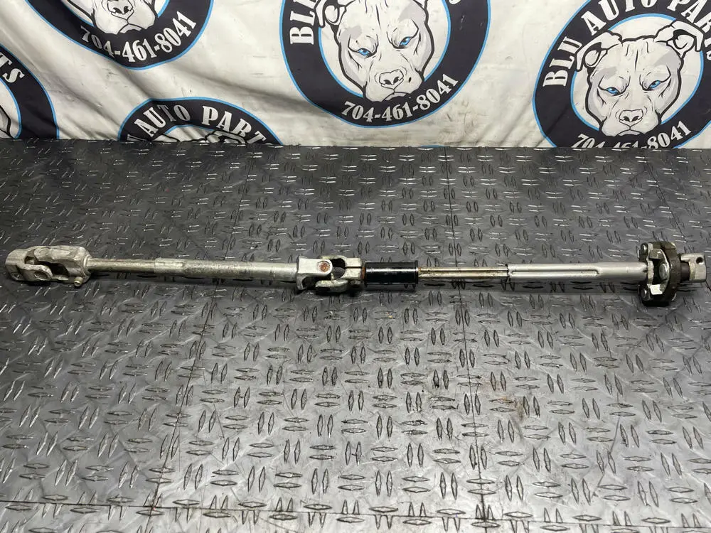 2011-14 Ford Mustang Gt Oem Steering Shaft- Missing Donut 281 1