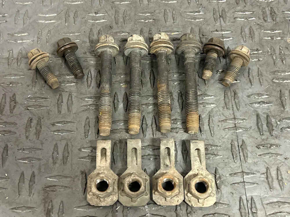 1999-04 Ford Mustang Oem K-Member Hardware 283 1