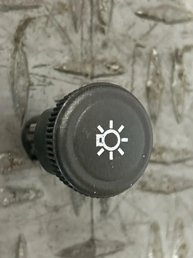 1999-04 Ford Mustang Reman Head Light Control Knob - Nice Shape 283 1