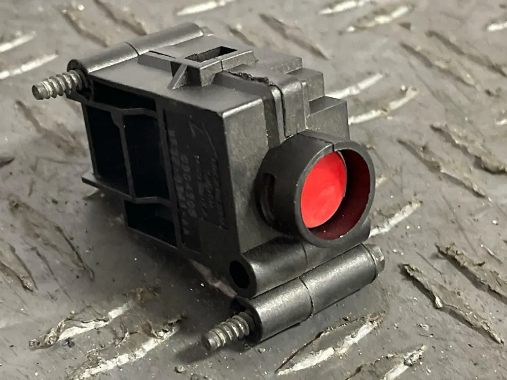 1999-04 Ford Mustang Inertia Switch Module 284 1