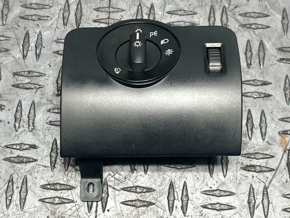 2011-14 Ford Mustang Head Light Control Knob- Black 285 1